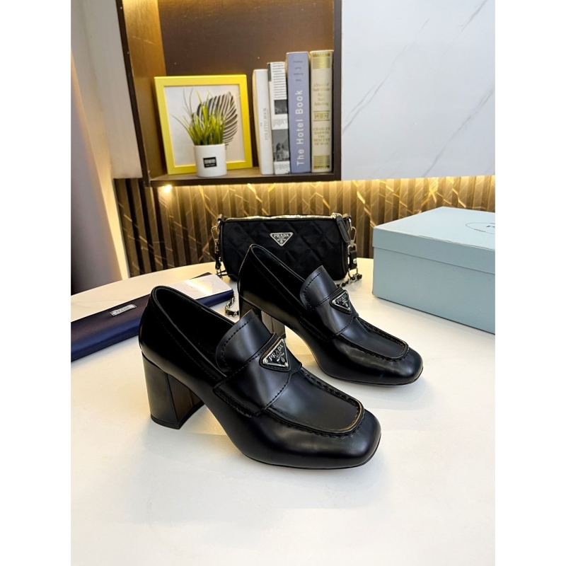 Pra*a high heels